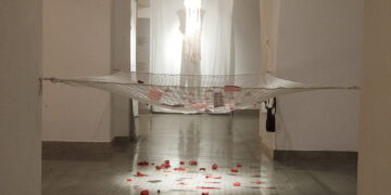 Powłoki i pancerze pokazują, że projektowanie zaczyna się od eksperymentu