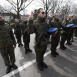 Kolejni elewi ślubowali wierność ojczyźnie - Radio Kielce