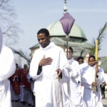 Biskup Piotrowski: Niedziela Palmowa jest zapowiedzią lepszego czasu dla człowieka - Radio Kielce