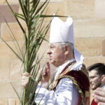 Biskup Piotrowski: Niedziela Palmowa jest zapowiedzią lepszego czasu dla człowieka - Radio Kielce