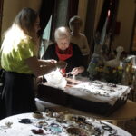 Ozdoby świąteczne, wypieki, warsztaty. Udany kiermasz w Skarżysku - Radio Kielce