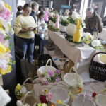 Ozdoby świąteczne, wypieki, warsztaty. Udany kiermasz w Skarżysku - Radio Kielce