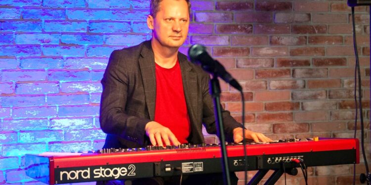 Szymon Pocheć zagra w Studiu GRAM Radia Kielce