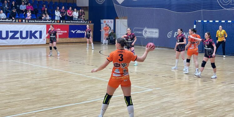 28.03.2026. Kielce. Mecz Suzuki Korona Handball Kielce - ELMAS-KPS APR Radom / Fot. Rafał Szymczyk - Radio Kielce