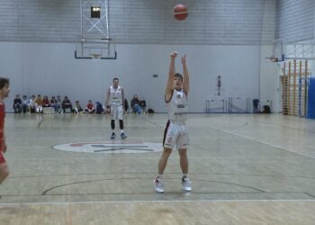 Zwycięstwo UJK na zakończenie fazy zasadniczej - Radio Kielce 28.03.2026. Kielce. Mecz II ligi koszykarzy AZS UJK Kielce - Zagłębie Sosnowiec / Fot. Maciej Makuła - Radio Kielce