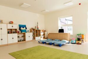 Więcej miejsc opieki dla maluchów w Staszowie - Radio Kielce Nowe miejsca żłobkowe w Przedszkolu Samorządowym nr 8 w Staszowie / źródło: staszow.pl