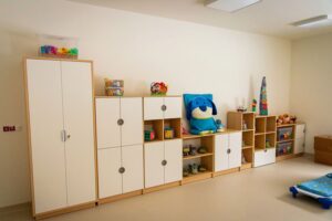 Więcej miejsc opieki dla maluchów w Staszowie - Radio Kielce Nowe miejsca żłobkowe w Przedszkolu Samorządowym nr 8 w Staszowie / źródło: staszow.pl