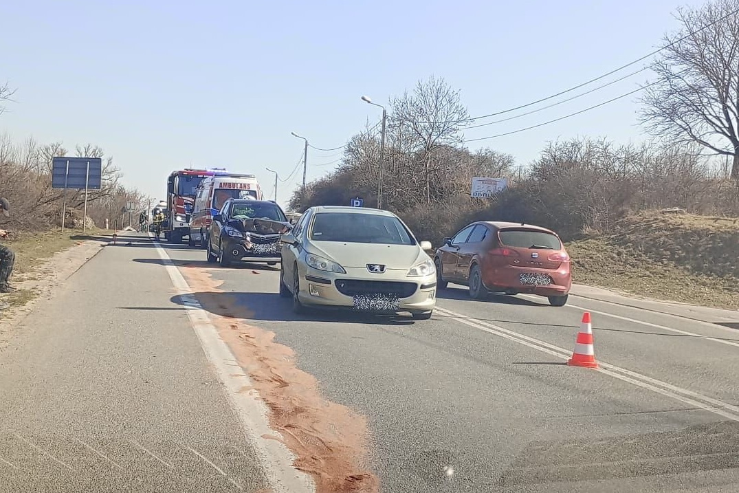 Uwaga kierowcy: wypadek. W akcji ratownicy