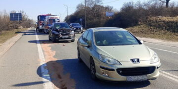 Uwaga kierowcy: wypadek. W akcji ratownicy