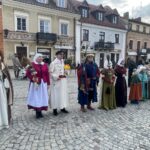 Siedmiometrowa palma na sandomierskiej starówce - Radio Kielce Siedmiometrowa palma na sandomierskiej starówce - Radio Kielce