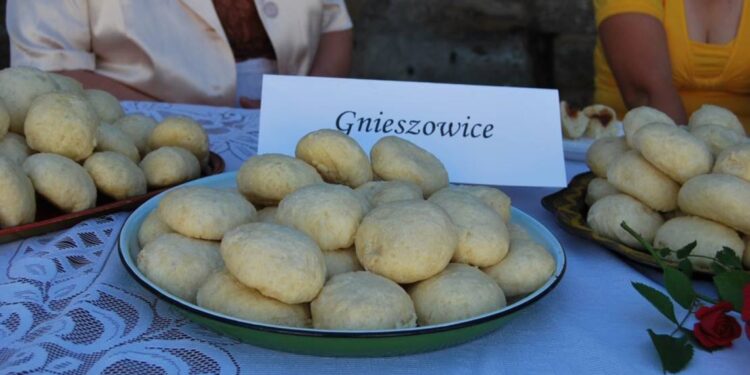 Kluski parowe - Radio Kielce Kluski parowe