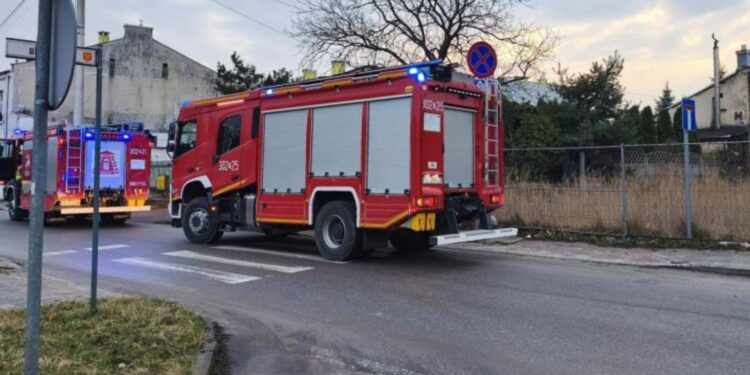 Ogień w domu jednorodzinnym. Spaliła się część wyposażenia