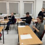 Bażyna i tajęża sprawdzały znajomość ortografii - Radio Kielce 28.03.2026. Sandomierz. VI Sandomierskie Dyktando z Jajem / Fot. Grażyna Szlęzak-Wójcik - Radio Kielce