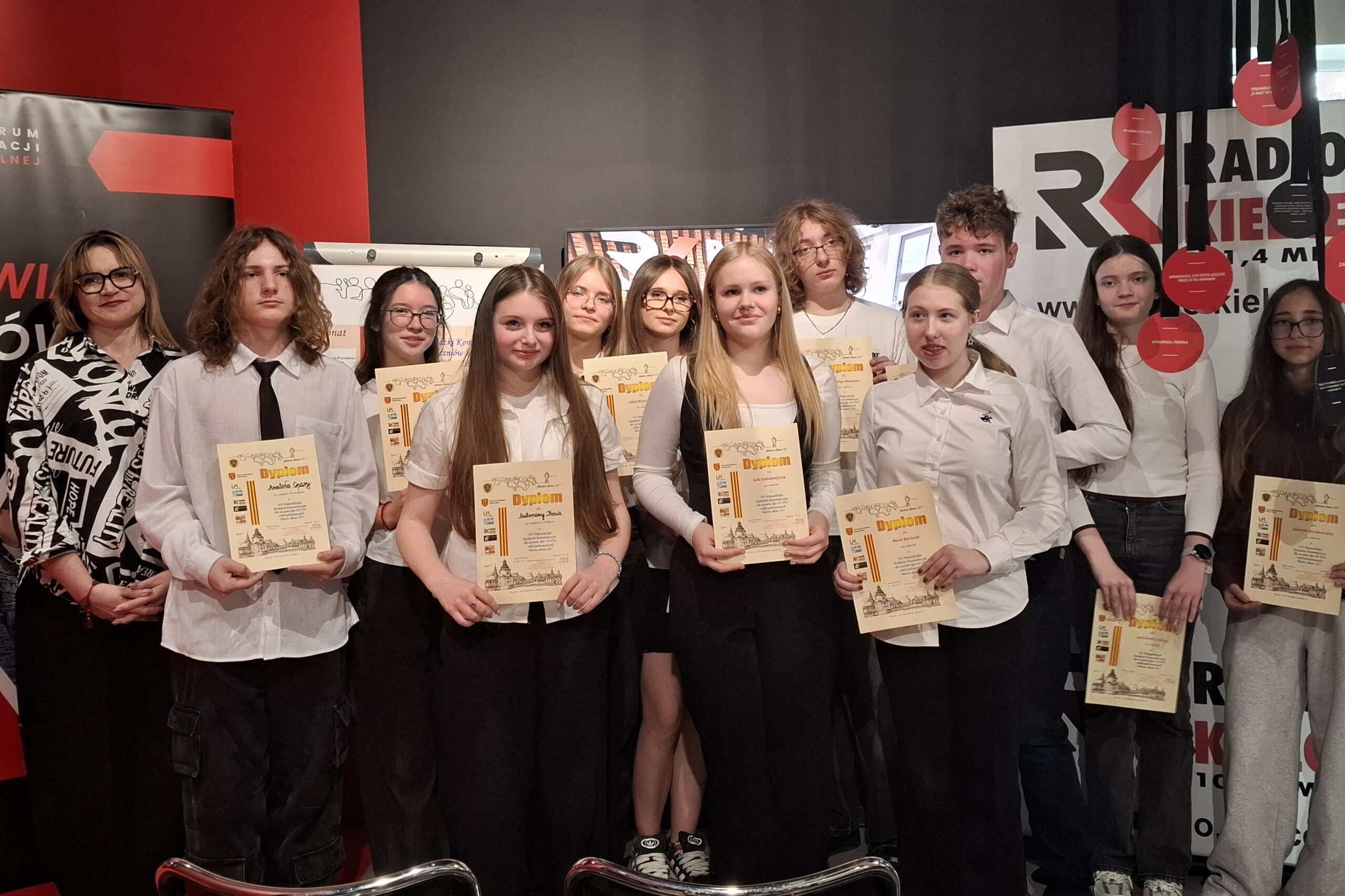 Młodzi ludzie pięknie mówią o bezpieczeństwie