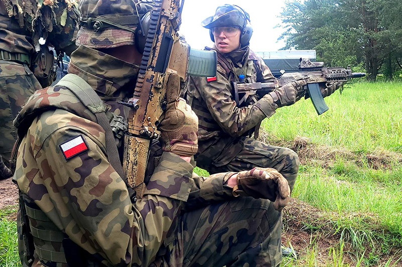 W szkołach powstanie więcej oddziałów przygotowania wojskowego