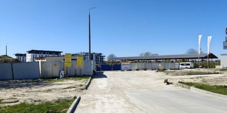 Busko szuka firmy, która dokończy centrum komunikacyjne - Radio Kielce Busko szuka firmy, która dokończy centrum komunikacyjne