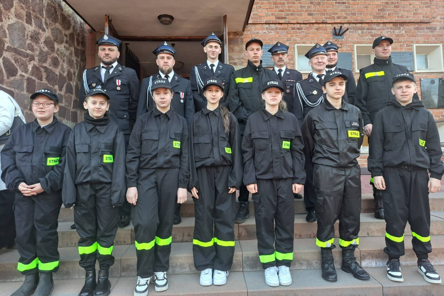 Młody strażak pospieszył na ratunek