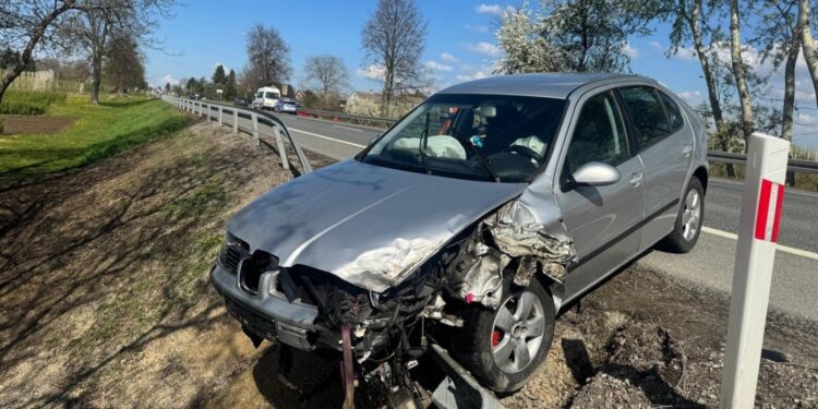 21.04.2026. Kleczanów. Kolizja / źródło: policja