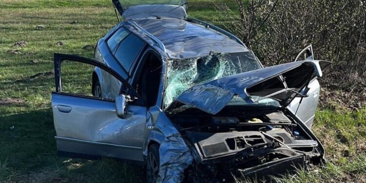 Sześć osób poszkodowanych w wypadku. Wśród rannych dwoje dzieci