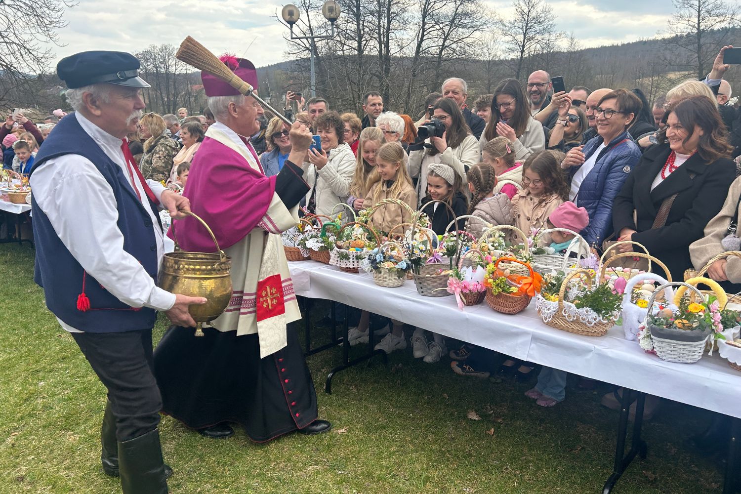 04.04.2026. Ciekoty. Święcenie pokarmów / Fot. Izabela Mortas-Rubak - Radio Kielce