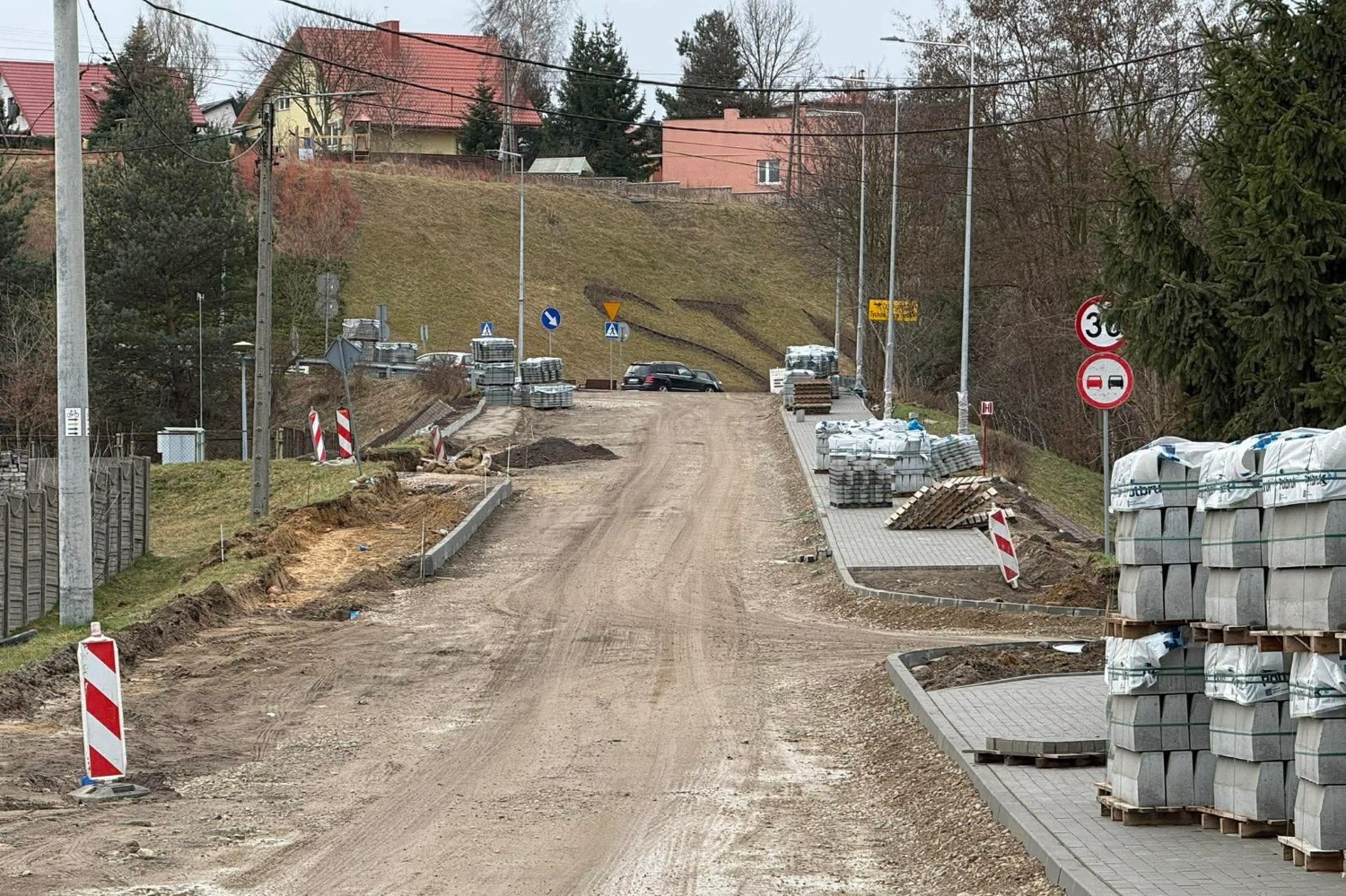 Starachowice. Remont ul. Sadowej / Źródło: Marek Materek - Facebook