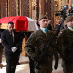 Zakończyły się uroczystości pożegnania Łukasza Litewki - Radio Kielce