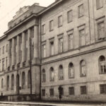 Kielce. Ulica Seminaryjska. Lata 1927-1939. Budynek, w którym obecnie mieści się Komenda Wojewódzka Policji w Kielcach / źródło: facebook.com/KielceNaPrzestrzeniLat