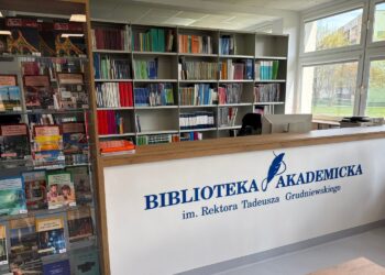 Ostrowiec Świętokrzyski. Odnowiona biblioteka Akademii Nauk Stosowanych / Fot. Anna Głąb - Radio Kielce