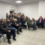 01.04.2026. Sworzyce. Spotkanie mieszkańców z władzami samorządowymi i inwestorem w sprawie budowy kurzej fermy / Fot. Magdalena Galas-Klusek - Radio Kielce