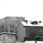 Kielce. Ulica Złota. 1968 rok. Kamienice przy ulicy Złotej - widok od strony ulicy Żelaznej / źródło: facebook.com/kieleckieinwestycje