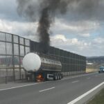 10.04.2026. Pożar ciężarówki na trasie S7 między węzłami Kielce Południe i Tokarnia / Fot. policja