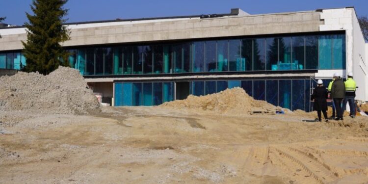 Skarżysko-Kamienna. Remont basenu miejskiego / Źródło: UM Skarżysko-Kamienna