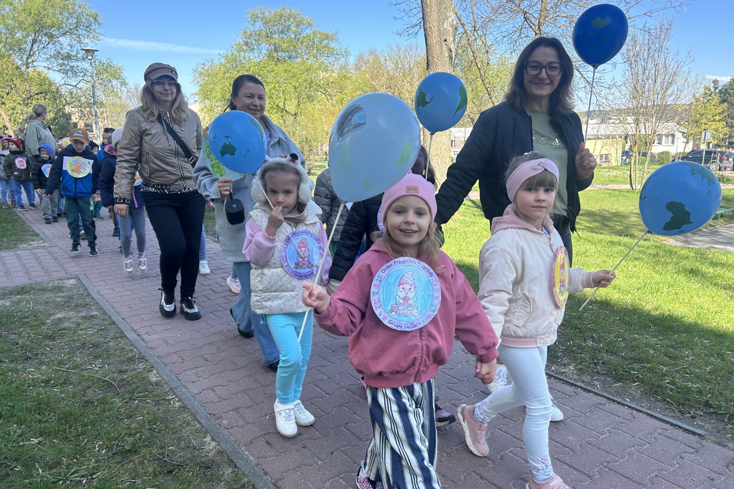 W barwnym korowodzie kłaniały się Matce Ziemi