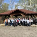 17.04.2026. Koprzywnica. Sprzątanie Koprzywianki i okolicy / Fot. Grażyna Szlęzak-Wójcik - Radio Kielce