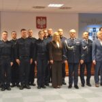 Kolejni funkcjonariusze zasilili świętokrzyską policję - Radio Kielce 15.04.2026. Kielce. Komenda Wojewódzka Policji w Kielcach. Uroczyste ślubowanie nowych policjantów / Fot. Oliwia Woźniak – Radio Kielce