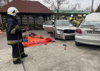 W gminie Samborzec ćwiczono ewakuację mieszkańców na wypadek zagrożeń kryzysowych - Radio Kielce 11.04.2026. Złota. Cwiczenia ewakuacji mieszkańców na wypadek zagrożeń kryzysowych / Fot. Grażyna Szlęzak-Wójcik - Radio Kielce