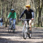 Przybysze z Europy spalają kalorie na świętokrzyskich ścieżkach - Radio Kielce