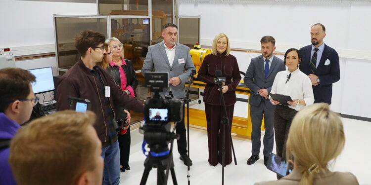 Jak wykorzystać sztuczną inteligencję dla weryfikacji poprawności badań?