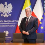 10.04.2026. Kielce. Podpisanie umów w ramach rządowego programu „Aktywne Place Zabaw” / Fot. Wiktor Taszłow - Radio Kielce