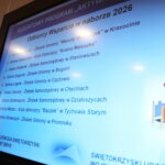 10.04.2026. Kielce. Podpisanie umów w ramach rządowego programu „Aktywne Place Zabaw” / Fot. Wiktor Taszłow - Radio Kielce