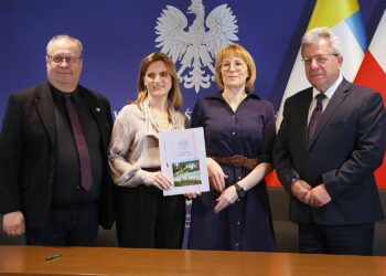 Najmłodsi będą spędzać czas aktywnie na dworze dzięki rządowemu wsparciu