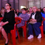 14.04.2026. Kielce. Państwowe Liceum Sztuk Plastycznych imienia Józefa Szermentowskiego w Kielcach. Aktorka Agata Kulesza odwiedziła kieleckie liceum / Fot. Wiktor Taszłow - Radio Kielce