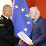 16.04.2026. Kielce. Świętokrzyski Urząd Wojewódzki. Młodzi bohaterowie zostali uhonorowani odznakami „Iuvenis Forti" / Fot. Wiktor Taszłow - Radio Kielce