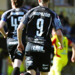 17.04.2026. Kielce. Mecz Betclic 3. Ligi: Korona Kielce II - Naprzód Jędrzejów / Fot. Wiktor Taszłow - Radio Kielce