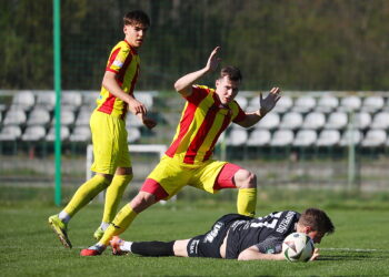Korona II Kielce vs. Arka Pawłów. Kto zdobędzie regionalny Puchar Polski?