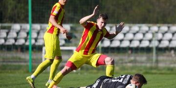 Korona II Kielce vs. Arka Pawłów. Kto zdobędzie regionalny Puchar Polski?