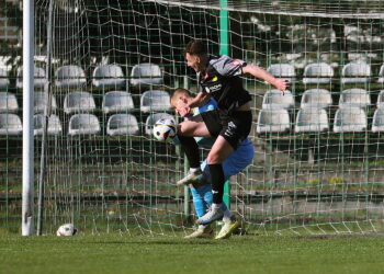 Naprzód przed kolejnym sprawdzianem. Do Jędrzejowa przyjeżdża Siarka