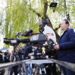 19.04.2026. Pińczów. Przedwyborcza debata z udziałem kandydatów na burmistrza Miasta i Gminy Pińczów / Fot. Wiktor Taszłow - Radio Kielce