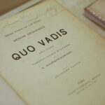 19.04.2026. Oblęgorek. Wernisaż wystawy "Roma Aeterna – antyczne fascynacje Henryka Sienkiewicza" / Fot. Wiktor Taszłow - Radio Kielce