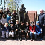 22.04.2026. Kielce. Odsłonięcie pomnika dr Władysława Buszkowskiego / Fot. Wiktor Taszłow - Radio Kielce